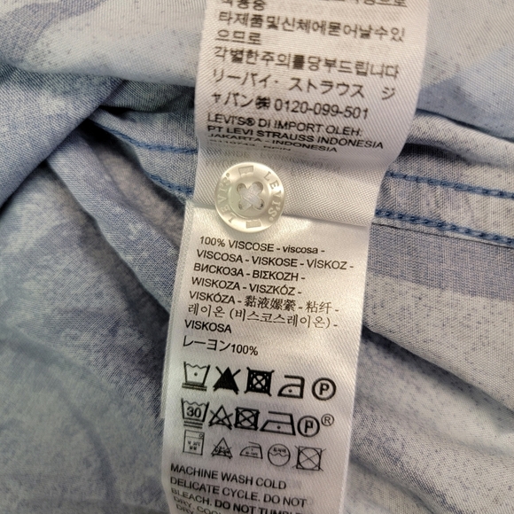 Levi's Relaxed Fit Casual Button Shirt Blue Palm Tree Design - Picture 5 of 6